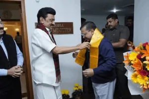 विपक्षी गठबंधन 'इंडिया' की बैठक से पहले केजरीवाल ने की स्टालिन से मुलाकात 