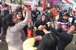 बरेली: फनसिटी के कार्निवल में उत्साह और उल्लास का संगम