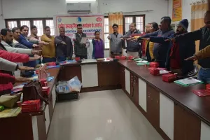 तम्बाकू के सेवन से दूर रहे युवा, राष्ट्रीय तम्बाकू नियंत्रण कार्यक्रम में बोले सीएमओ 