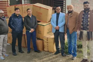 काशीपुर: प्लास्टिक गिलास और चम्मच की दर्जनों पेटी की बरामद