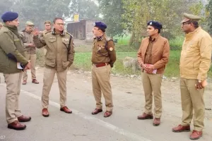 एडीजी गोरखपुर जोन ने अयोध्या बार्डर की सुरक्षा व्यवस्था का लिया जायजा