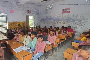 यूपी में 10 जिलों के बेसिक शिक्षा अधिकारियों की लापरवाही से गरीब बच्चों को नहीं मिली निशुल्क सुविधायें