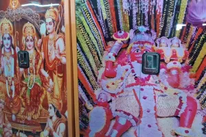 संगमनगरी से श्री राघव के चरणों में अर्पित की जा रहीं 10 अलमारी, रखे जाएंगे रामलला के वस्त्र