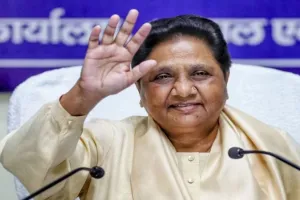 मायावती ने अखिलेश यादव पर साधा निशाना, सपा संग गठबंधन नहीं करने की बताई ये खास वजह 