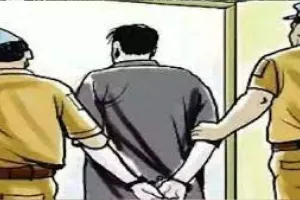 हल्द्वानी: चौकी इंचार्ज को जिम संचालक ने मारा घूंसा... वर्दी भी फाड़ी