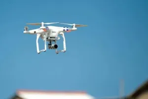 ड्रोन रोधी प्रणाली 