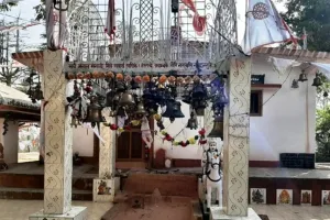 टनकपुर: पांडव स्थली ब्यानधुरा मंदिर यहां तीर कमान से सधते हैं लक्ष्य