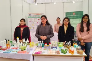 लखनऊ: नया बिजनेस शुरू करने में मदद करेगा सीमैप, 1 साल तक देगा बनाकर हर्बल प्रोडक्ट