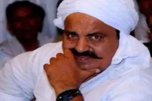 ऐसा न हो, आपका एक पैर और एक हाथ टूट जाए.., युवाओं में बढ़ा अतीक का क्रेज! वायरल ऑडियो पर बना रहें Reels