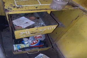 बहराइच: ताला तोड़कर तीन दुकानों से चोरों ने की लाखों की चोरी, थाने से चंद कदम की दूरी पर हुई चोरियां