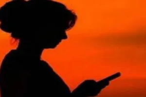 मुरादाबाद : मूर्तिकार व उसके परिवार को ब्लैकमेल कर युवती ने मांगे 50 लाख