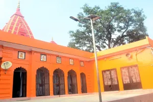 मुरादाबाद: 22 जनवरी को महानगर में मनाई जाएगी दिवाली, सजने में लगे मंदिर...बाजारों में राम मंदिर की धूम