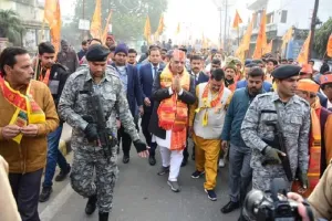 रामपुर में गूंजे जय श्री राम के नारे, भगवामय हुआ शहर