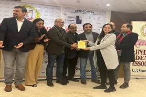 इंडियन डेंटल एसोसिएशन लखनऊ के अध्यक्ष बने डॉ संजीव, डॉ प्रज्ञा बनी संयुक्त सचिव