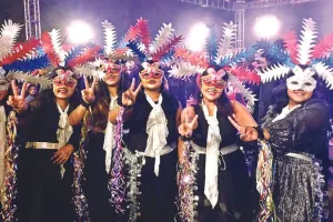 Happy New Year 2024: साल के अंतिम दिन देर रात तक हुआ धूम-धड़ाका, लोगों ने जमकर की आतिशबाजी