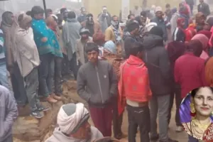 Farrukhabad News: प्रसव के बाद महिला की मौत, मायके वालों ने दहेज को लेकर लगाया हत्या का आरोप