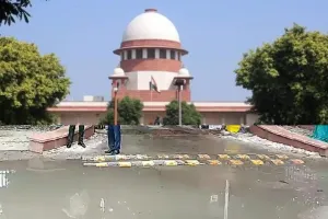 यमुना डूब क्षेत्र में बैरकों के निर्माण की दिल्ली पुलिस की याचिका खारिज