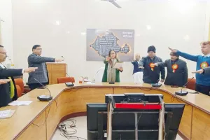 गोंडा: अफसरों संग चार लाख स्कूली बच्चों ने ली मतदाता जागरुकता की शपथ, दिखा गजब का उत्साह!