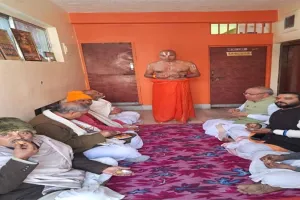 अयोध्या: रामलला-स्तुति पुस्तक पर विद्वानों ने की परिचर्चा, कहा- गागर में सागर है यह रचना, सभी करें अध्ययन!