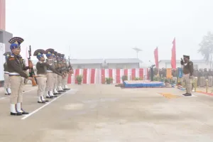 अयोध्या: सीआरपीएफ ने पहली बार स्थाई शिविर में मनाया गणतंत्र दिवस, कमांडेंट ने ली सलामी