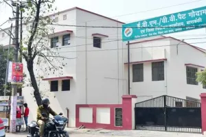 बाराबंकी: लोस चुनाव को लेकर आयोग का खास प्लान!, मतदान सामग्री के साथ कोविड किट से भी लैस रहेंगे चुनावकर्मी 