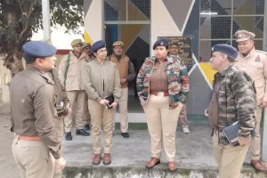 कासगंज: नवागत एसपी ने कार्यालय का निरीक्षण कर कहा- अभिलेखो के रखरखाव में नहीं होनी चाहिए अनदेखी