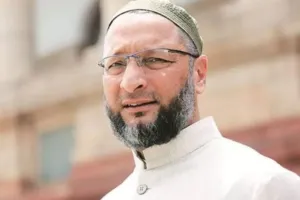 ओवैसी ने की मांग, केंद्र और गुजरात सरकार बिलकिस बानो से मांगे माफी 