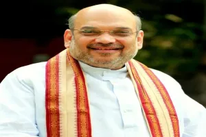 छत्तीसगढ़: एक दिवसीय दौरे पर रायपुर पहुंचे अमित शाह, सीएम विष्णुदेव साय ने किया स्वागत 