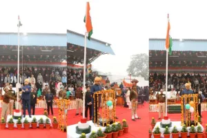 लखनऊ: 75वें गणतंत्र दिवस पर पूर्वोत्तर रेलवे के मंडल रेल प्रबन्धक ने फहराया तिरंगा, परेड की ली सलामी