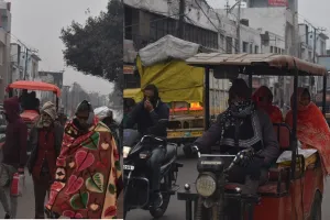 रामपुर : शीत लहर चलने से लुढ़का पारा, सूर्यदेव के नहीं हुए दर्शन...सर्दी से कंपकपाते रहे लोग 