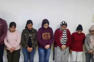 लखनऊ: लोन दिलाने के नाम पर महिलाएं करती थी ठगी, मास्टरमांइड सहित 8 गिरफ्तार 