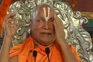 जगद्गुरु रामभद्राचार्य की बिगड़ी तबीयत, आगरा के निजी अस्पताल में भर्ती