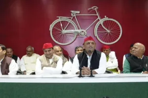 बसपा छोड़ सपा में शामिल हुए गुड्डू जमाली, अखिलेश बोले-फिर से है स्वागत 