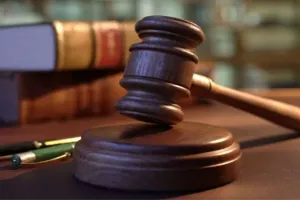 कासगंज: 50 लाख की राशि पर जेठ की बिगाड़ी नीयत, कोर्ट ने दिया शहीद की विधवा को 10 दिन में भुगतान करने का आदेश