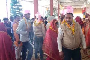 गोंडा: वैदिक मंत्रोच्चार के बीच 634 जोड़ियों की हुई शादी, 58 का पढ़ाया निकाह