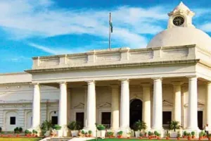 लखनऊ : आपदा नियंत्रण के लिए आईआईटी रुड़की के Experts की मदद लेगी योगी सरकार