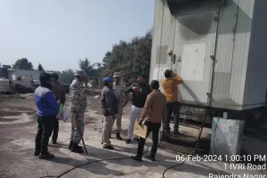 बरेली: 40 लाख बकाए पर बृज विलास शॉपिंग कॉम्पलेक्स में दुकानें-संचार टावर सील, इंदिरा नगर में ब्यूटी पार्लर भी बंद