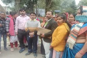 प्रतापगढ़: विश्वकर्मा श्रम योजना के आवेदकों की आईडी हैक कर मांग रहे पैसा, शिकायत