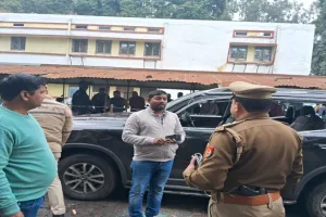  रायबरेली: टेंडर को लेकर पीडब्ल्यूडी ऑफिस में ठेकेदार पर हमला, जांच में जुटी पुलिस 