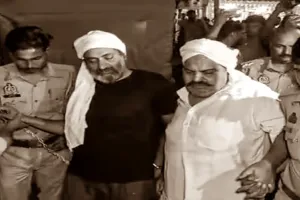 प्रयागराज: अतीक अहमद के मददगार के खिलाफ एक्शन लेगी योगी सरकार, चलेगा बुलडोजर