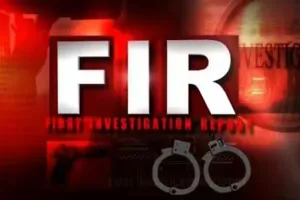 गोंडा: मां-बेटे पर दहेज हत्या का केस दर्ज, फंदे से लटकती मिली थी विवाहिता 