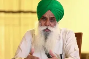 'दिल्ली की ओर शांतिपूर्ण तरीके से आगे बढ़ेंगे', कूच से पहले बोले किसान नेता डल्लेवाल