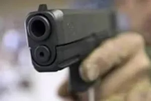 अल्मोड़ा: पिस्टल दिखाकर मारपीट, अधमरा कर रास्ते में छोड़ने का आरोप  