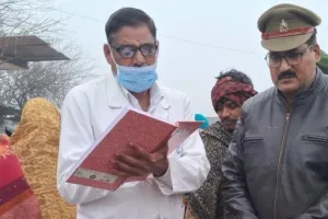 Farrukhabad News: ईंट से कुचलकर पत्नी की बेरहमी से हत्या... पति घायल, मामूली विवाद में वारदात को दिया अंजाम