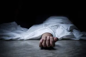 बदायूं: पति की पिटाई से डर रही थी पत्नी, दरवाजा खोला तो सामने पड़ा था शव, पड़ोसी पर आरोप, हैंगिंग से मौत की पुष्टि