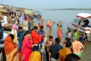 Maghi Purnima 2024: माघी पूर्णिमा पर हजारों श्रृद्धालुओं ने गंगा में लगाई डुबकी…यहां जानें- दान करने का महत्व