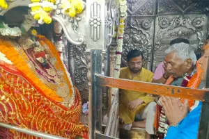 मिर्जापुर: मेघालय के राज्यपाल ने मां विंध्यवासिनी का किया दर्शन-पूजन, टेका मत्था, कही यह बड़ी बात...