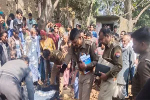 सुलतानपुर: सात दिन पहले गायब हुए मासूम का तालाब में उतराता मिला शव, कुत्तों ने नोच खाए थे पैर!