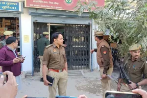 गोंडा: बैंक लूट के आरोपी संग पुलिस की मुठभेड़, लुटेरे के पैर में लगी गोली