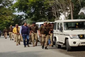 प्रयागराज: शुआट्स कॉलेज में हमीरपुर पुलिस व एसओजी ने की छापेमारी, हड़कंप